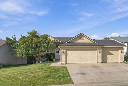 16017 E 5th Ln, Spokane Valley, WA, 99037-7934 | Card Image