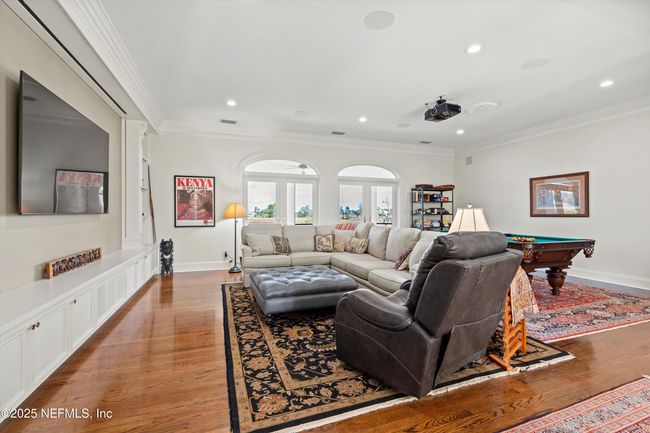 Projection TV / Game Room | Image 41