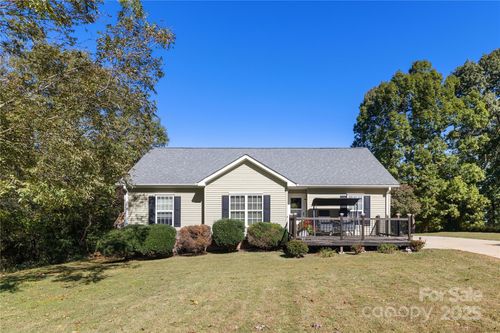 638 Acorn Acres Rd, Norwood, NC, 28128-9405 | Card Image