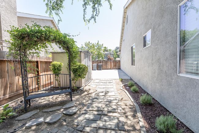 1406 Leah Way, House other with 3 bedrooms, 2 bathrooms and null parking in Oakdale CA | Image 40