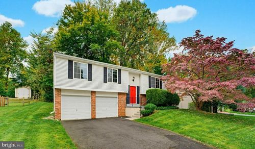 5906 Oak Leather Dr, BURKE, VA, 22015-2507 | Card Image