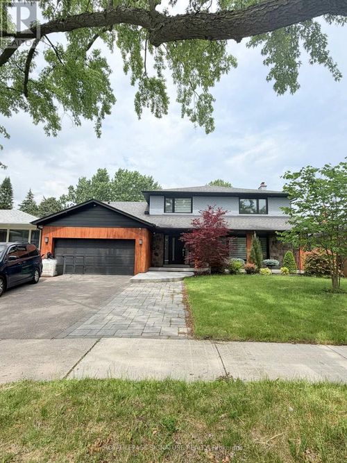 3477 Riverspray Cres, Mississauga, ON, L4Y3M6 | Card Image