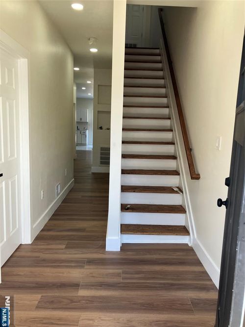 445 S 17th St, Newark, NJ, 07103-1228 | Card Image