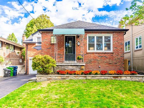 1A 37th St, Etobicoke, ON, M8W3L5 | Card Image