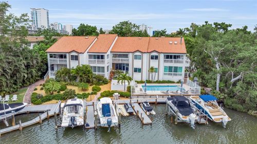 862-862 Hudson Ave, SARASOTA, FL, 34236-7744 | Card Image