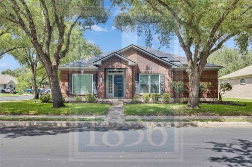 1204 Thackeray Ln, Pflugerville, TX, 78660-1815 | Card Image