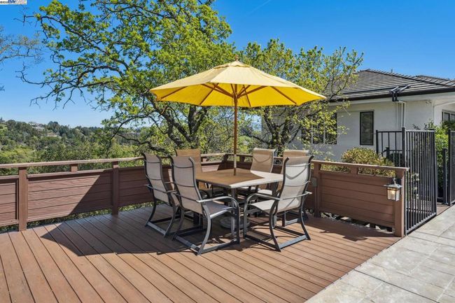 11 Leslyn Ln, House other with 5 bedrooms, 6 bathrooms and 2 parking in Lafayette CA | Image 54