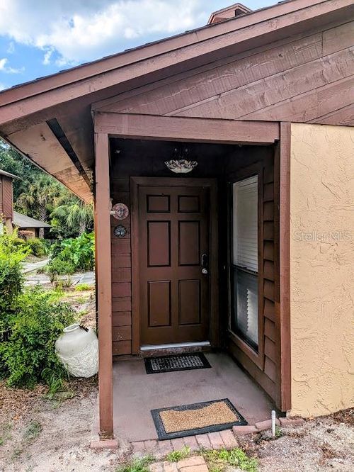 39-1021 Love Ln, APOPKA, FL, 32703-4518 | Card Image