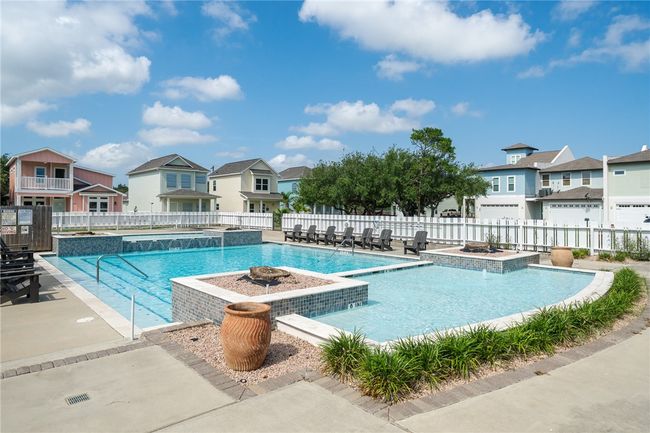122 Lavaca Cir, House other with 3 bedrooms, 3 bathrooms and null parking in Rockport TX | Image 32