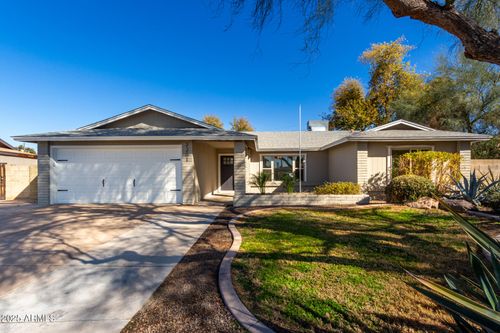 2201 S Evergreen Rd, Tempe, AZ, 85282-3055 | Card Image