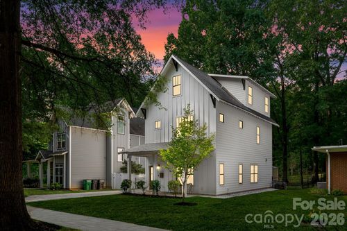 423 Sylvania Ave, Charlotte, NC, 28206-3148 | Card Image