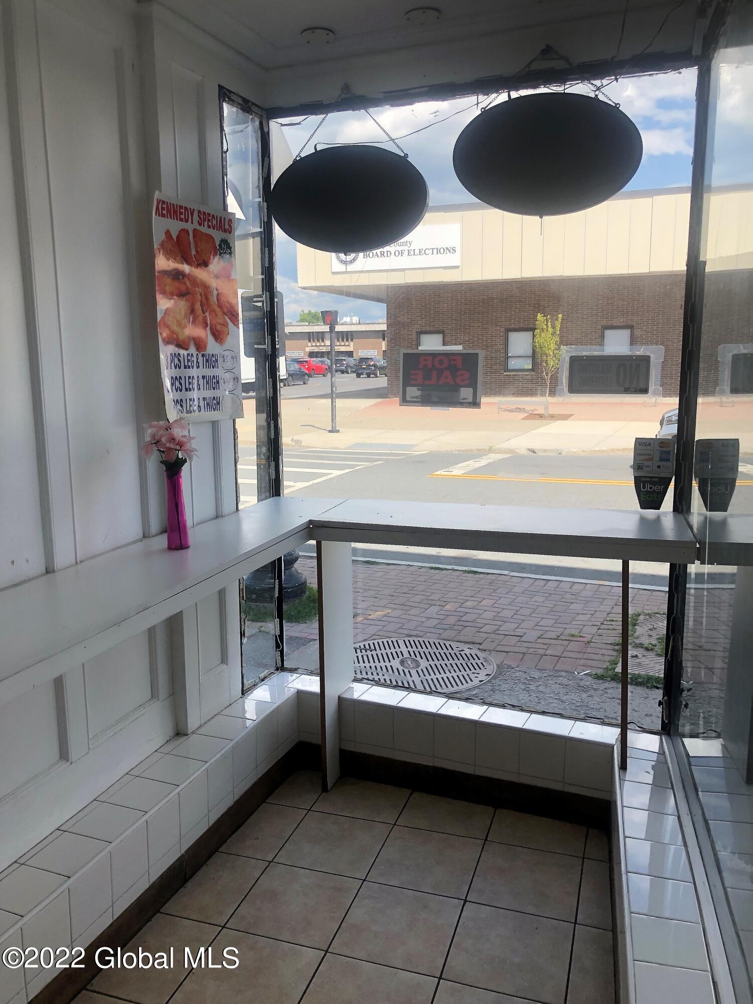 Commercial Lease in Albany 3
