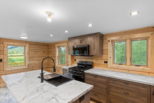 33181 Wenatchi Trl, House other with 3 bedrooms, 3 bathrooms and null parking in Oak Creek CO | Image 16