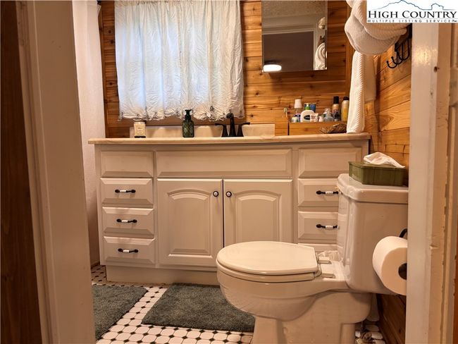 295 Jakes Mountain Rd, House other with 3 bedrooms, 2 bathrooms and null parking in Deep Gap NC | Image 30