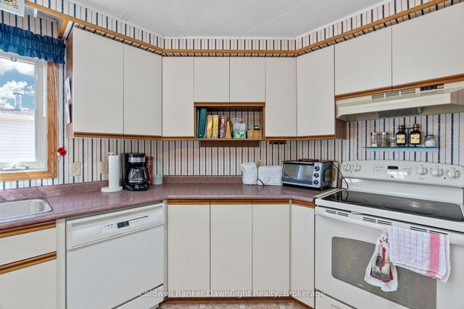 46 Redford Dr, Home with 2 bedrooms, 2 bathrooms and 2 parking in Exeter ON | Image 17