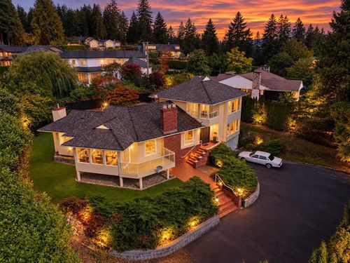 535 Stevens Dr, West Vancouver, BC, V7S1E1 | Card Image