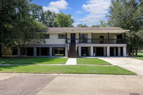 9058 Baker Dr, Baton Rouge, LA, 70809-2374 | Card Image