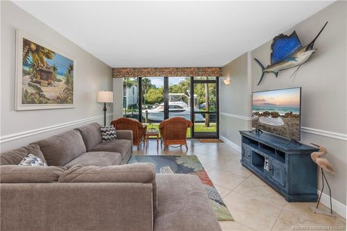 7-101-1950 Palm City Rd, Stuart, FL, 34994-4268 | Card Image