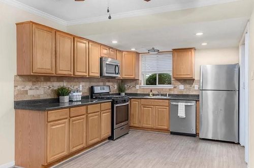 unit-b-2053 Country Village Blvd, Humble, TX, 77338-5095 | Card Image