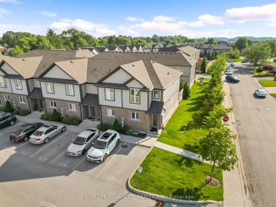 40 - 7768 Ascot Cir, Condo with 3 bedrooms, 3 bathrooms and 1 parking in Niagara Falls ON | Image 1