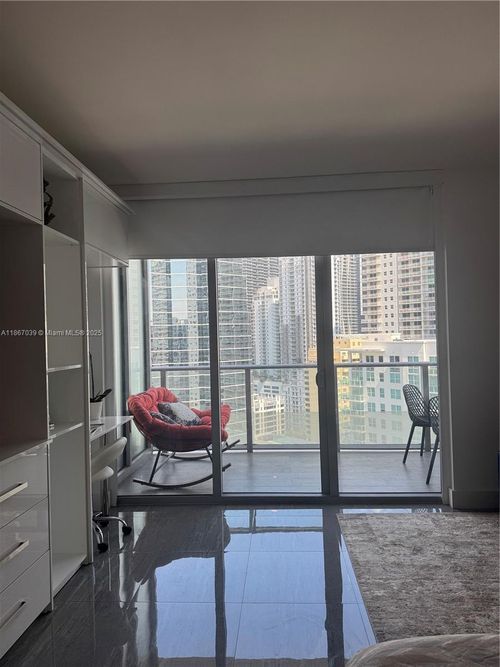 apt-2512-1300 Brickell Bay Dr, Miami, FL, 33131-3395 | Card Image