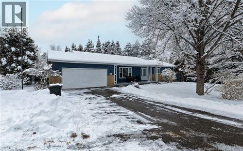 53 Roberts Lane, Quispamsis, NB, E2E1B4 | Card Image