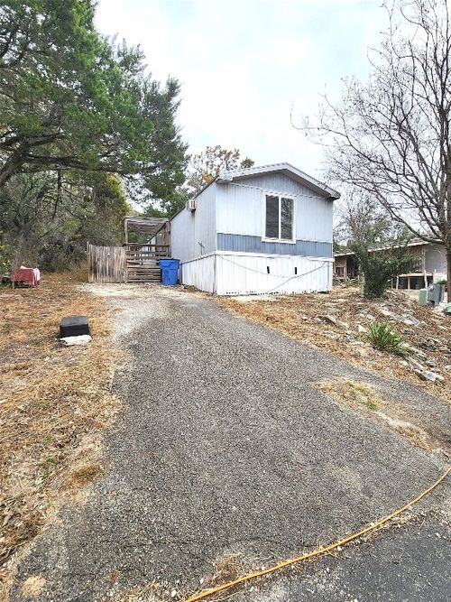 left-a-7113 Comstock Cove, Lago Vista, TX, 78645 | Card Image