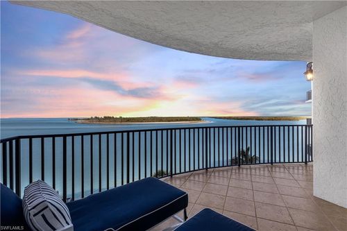 apt-404-700 La Peninsula Blvd, NAPLES, FL, 34113-4040 | Card Image
