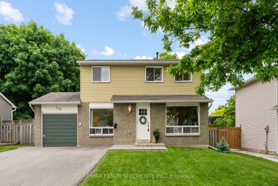 754 Byng Crt, House other with 4 bedrooms, 2 bathrooms and 5 parking in Milton ON | Image 2