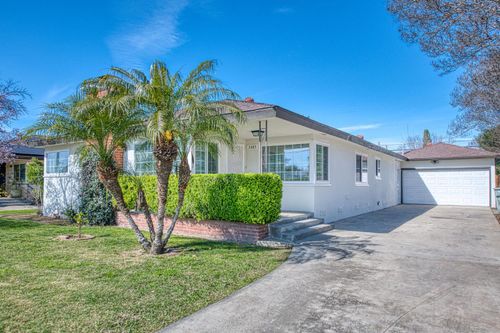 3365 E Ashlan Avenue, Fresno, CA, 93726 | Card Image