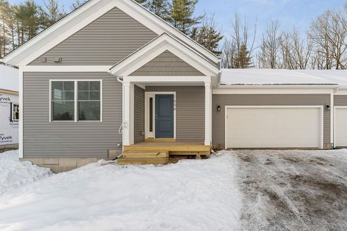 15l-gray-15 Dogwood Circle, Milton, VT, 05468 | Card Image