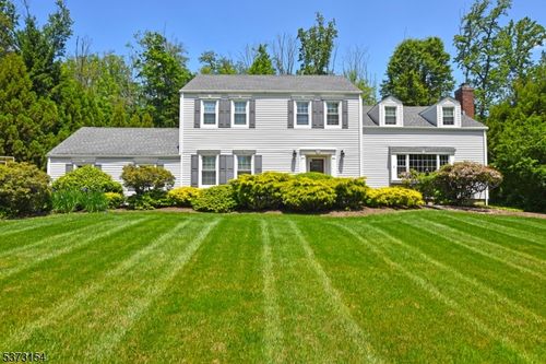 23 Pepperidge Rd, Morristown, NJ, 07960-2532 | Card Image