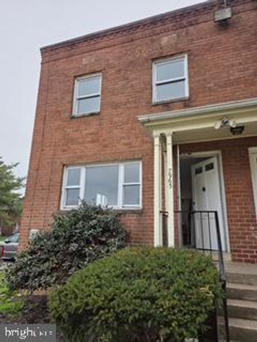 7965 18th Ave, HYATTSVILLE, MD, 20783-4531 | Card Image