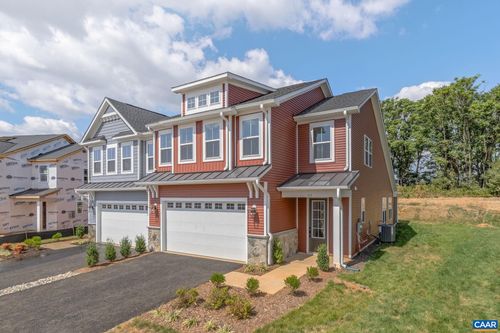 129 Springdale Rd, WAYNESBORO, VA, 22980-3286 | Card Image