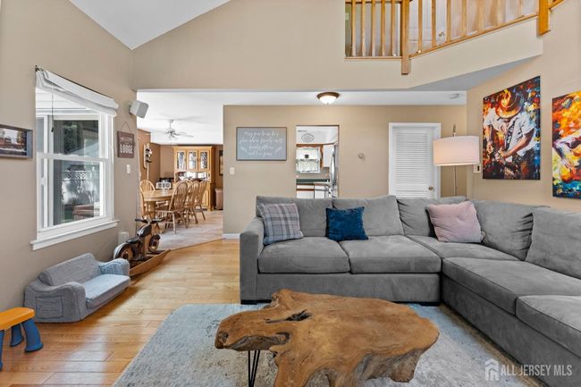 9 Amara Ct, House other with 3 bedrooms, 3 bathrooms and null parking in Old Bridge NJ | Image 12