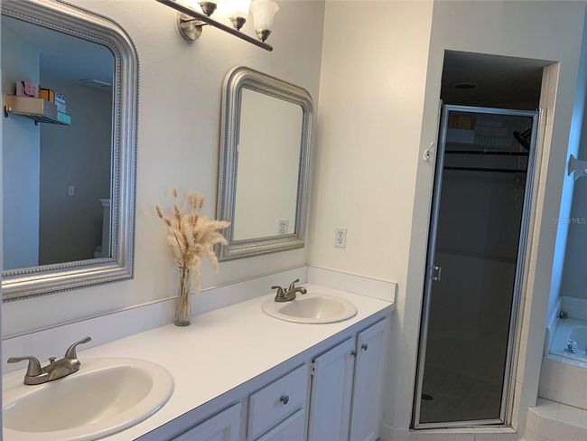 MASTER BATH | Image 8