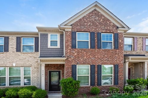 8141 English Clover Ln, Fort Mill, SC, 29707-6935 | Card Image