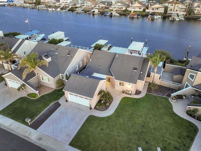 1864 Dune Point Way, House other with 3 bedrooms, 2 bathrooms and 2 parking in Discovery Bay CA | Image 43