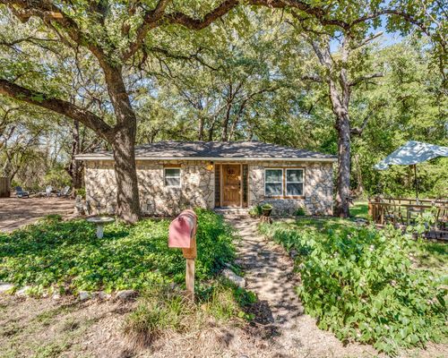 3028 Scorpio Dr, Granbury, TX, 76049-1415 | Card Image