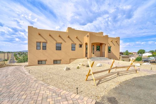 5300 N Ranger Rd, Prescott Valley, AZ, 86314-4443 | Card Image