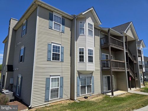 8-136 Brookland Ct, WINCHESTER, VA, 22602-6197 | Card Image
