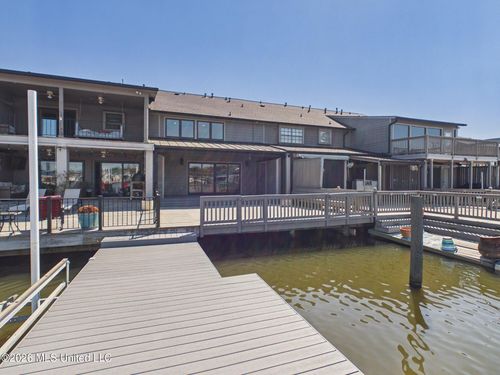 14 Breakers Ln, Ridgeland, MS, 39157-1101 | Card Image