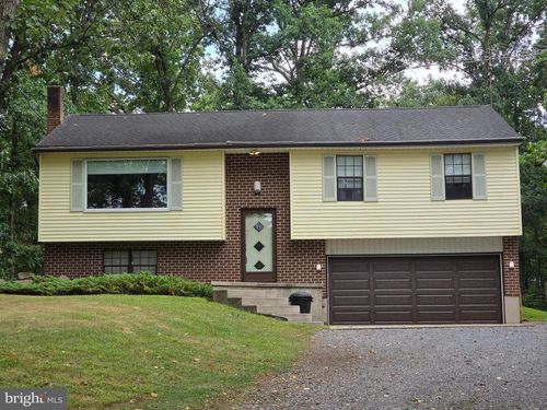410 Butter Rd, YORK, PA, 17404-9742 | Card Image
