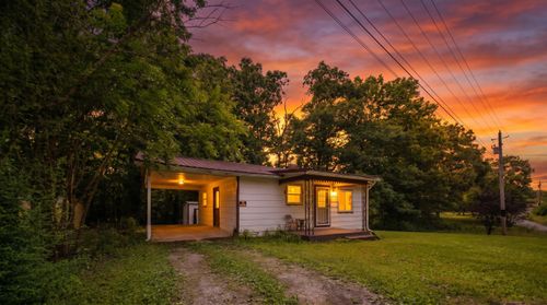 510 Old Cane Bluff Rd, Alton, MO, 65606-6277 | Card Image