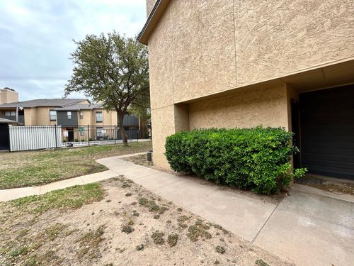 a8-8601 Memphis Dr, Lubbock, TX, 79423-2735 | Card Image