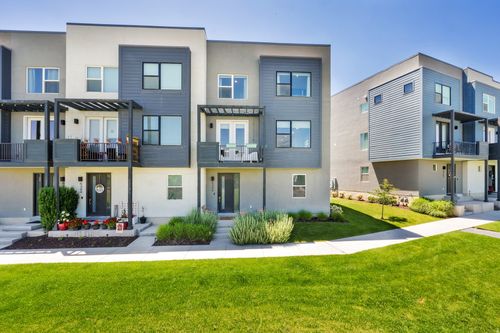 6366 W Sugarcane Dr, South Jordan, UT, 84009-1370 | Card Image