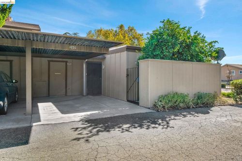 2601 Fairmont Ln, Antioch, CA, 94509-4113 | Card Image
