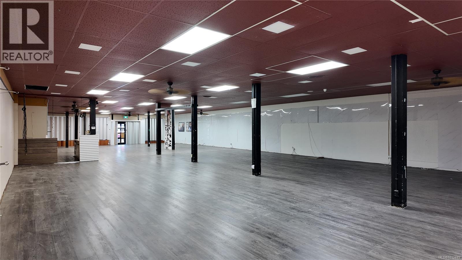 Commercial Sale in Courtenay