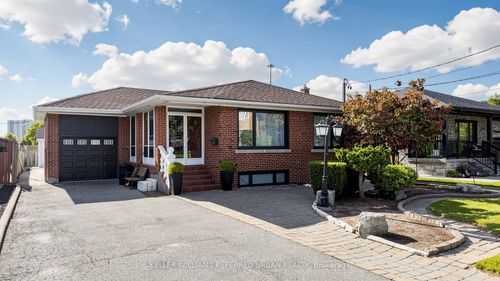lower-6 Frankfort Ave, North York, ON, M6L2Y2 | Card Image