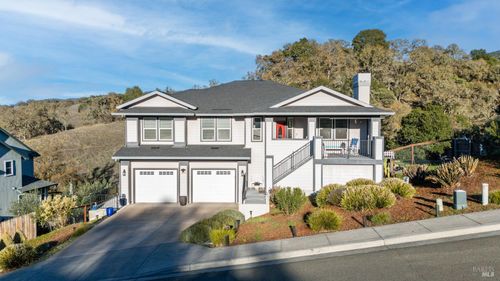 531 Tehuacan Road, Ukiah, CA, 95482 | Card Image